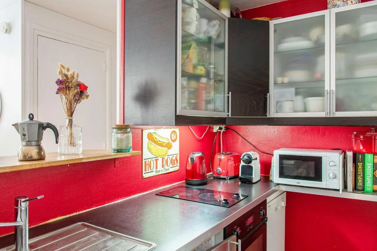 Modern Apartment Two Steps Away From The Rhone - Welkeys Lyon France